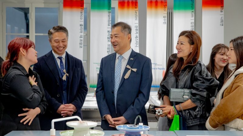 Design in Dialogue Between Italy and South Korea